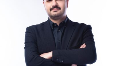 AK PARTİ GENEL SEKRETERİ VE İZMİR MİLLETVEKİLİ